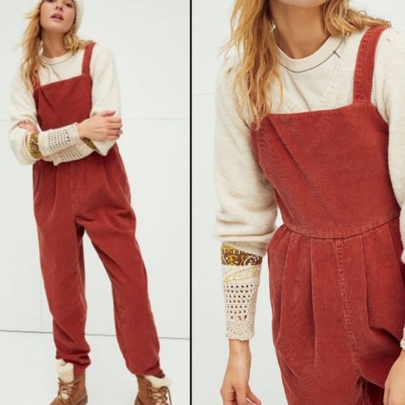 FREE PEOPLE Small Rust Josephine Corduroy Jumpsuit Overalls Baggy Pleated Cozy - Picture 1 of 15